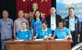 Hội LHPN phường Long Anh ra mắt mô hình “Tuyến đường kiểu mẫu về vệ sinh môi trường” tại phố Quan Nội 1 và phố 3