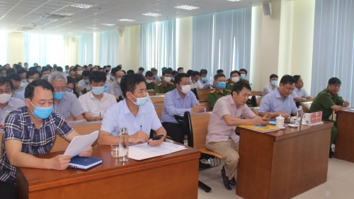 các đại biểu tham dự hội nghị.JPG