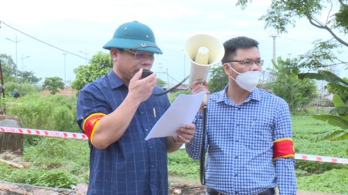 LÃNH ĐẠO ĐÔNG HẢI ĐỌC QUYẾT ĐỊNH CƯỠNG CHẾ.jpg