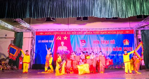 văn nghệ 3.jpg