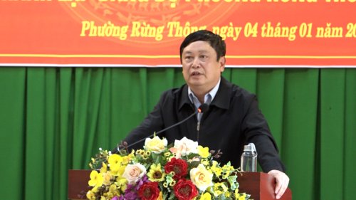 Pho Bi thu Thanh uy Le Thanh Hai phat bieu tai hoi nghi.jpg